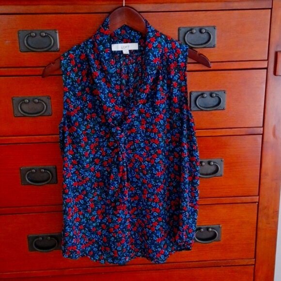 LOFT Women's Floral smocked tie neck shell top Red/Blue size small - Picture 2 of 10